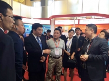 工信部苗圩部長盛贊長亮科技自主研發產品